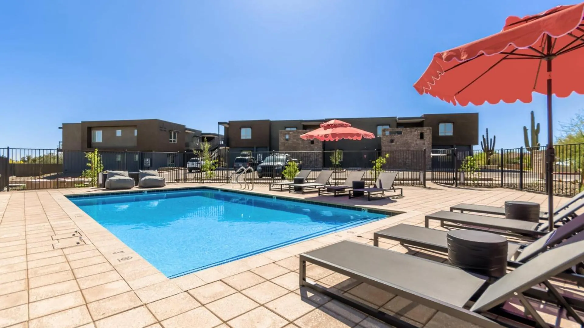 Macallister 1006-N Scottsdale-Bbq-Htd Pool-Views