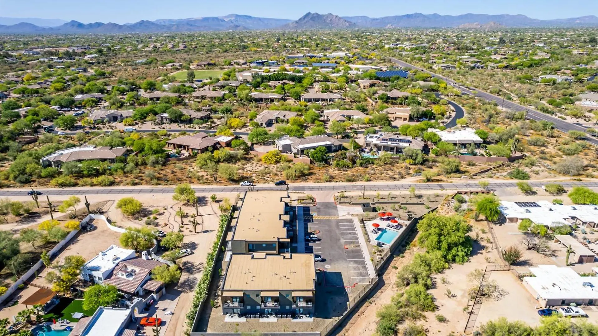 Macallister 1006-N Scottsdale-Bbq-Htd Pool-Views 0*, Scottsdale
